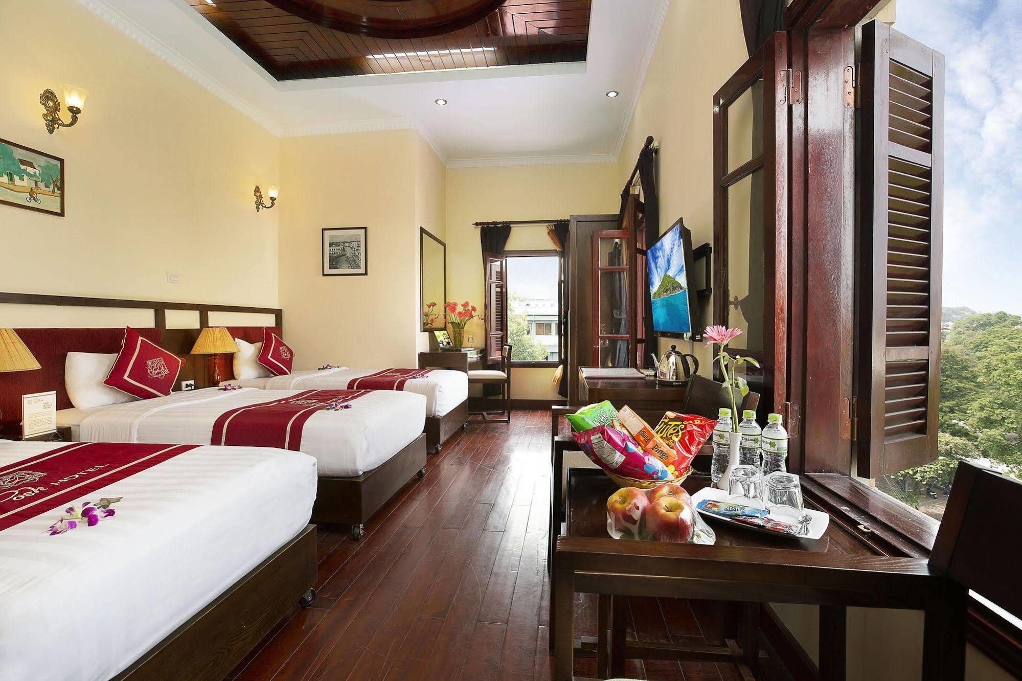 Hanoi Posh Boutique Hotel Exterior photo